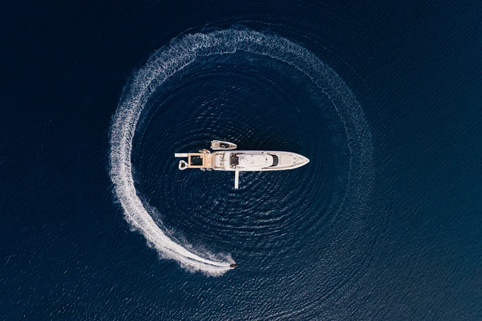 M/Y Impulsive, Fiji 2026, frame 4