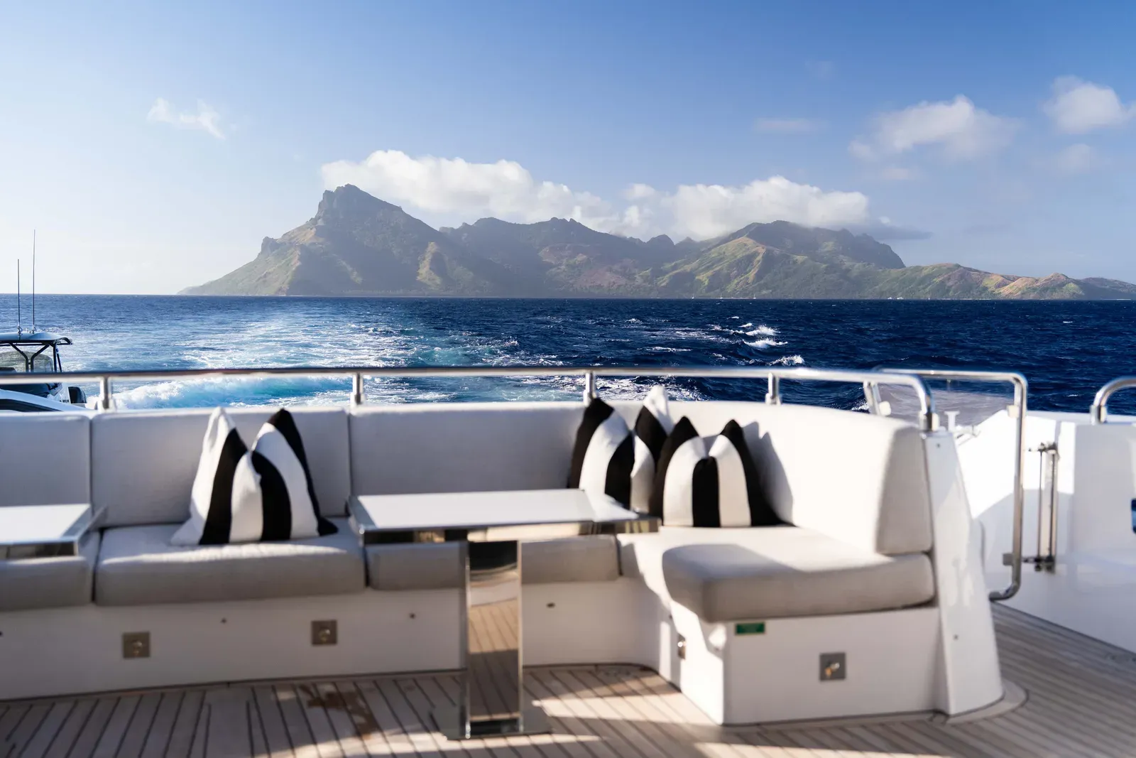 M/Y Impulsive, Fiji 2026, frame 13