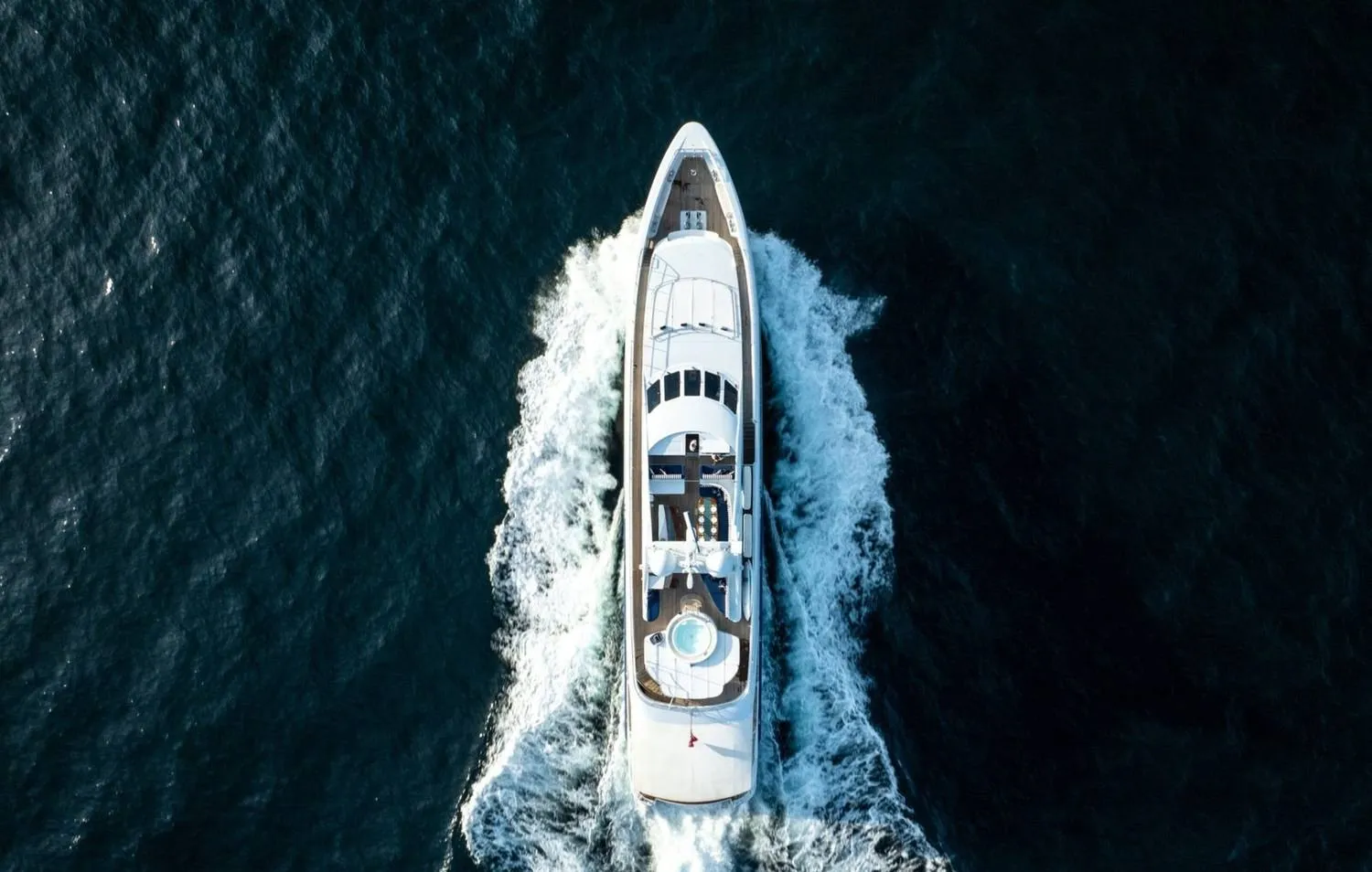 M/Y Lumir, frame 3