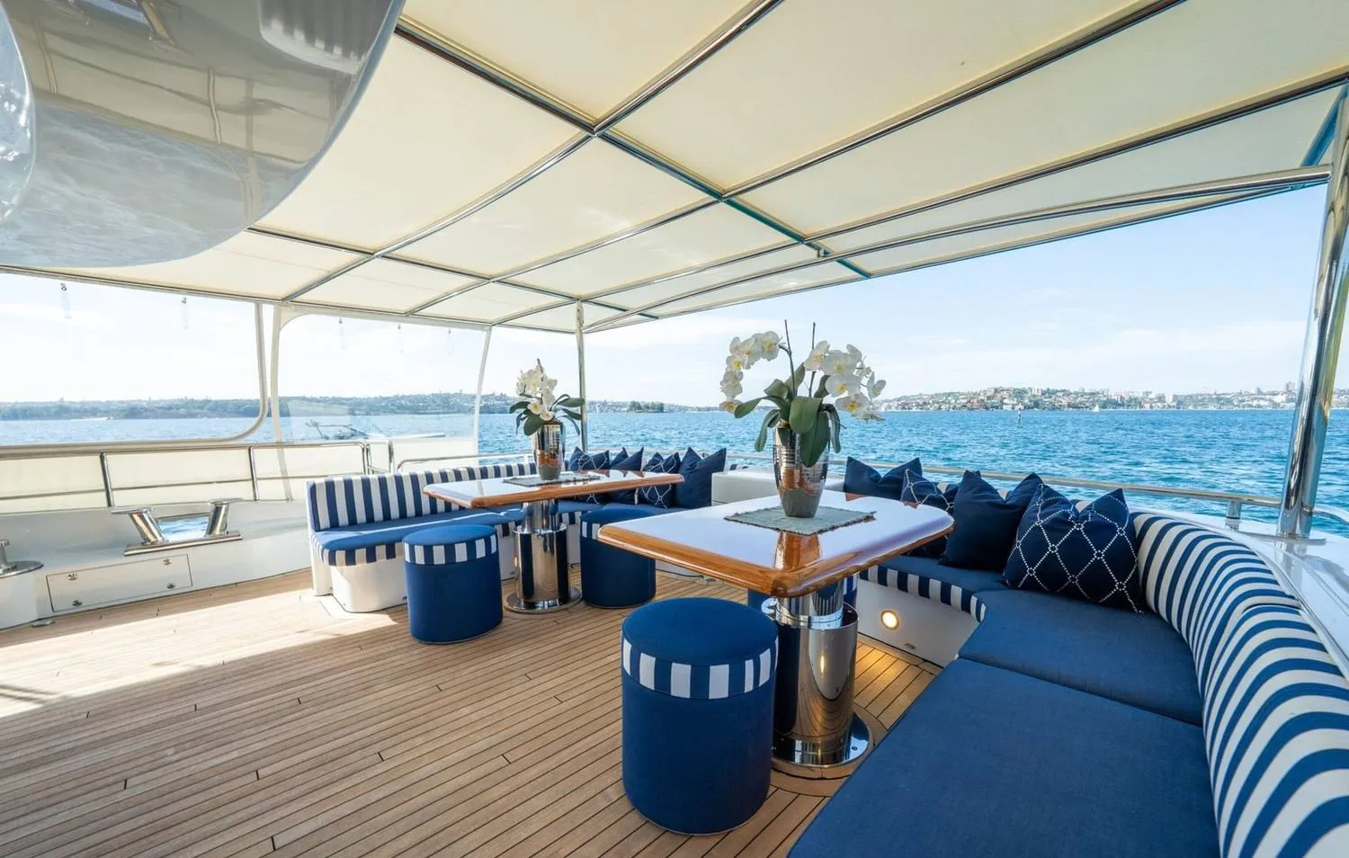 M/Y Lumir, frame 9