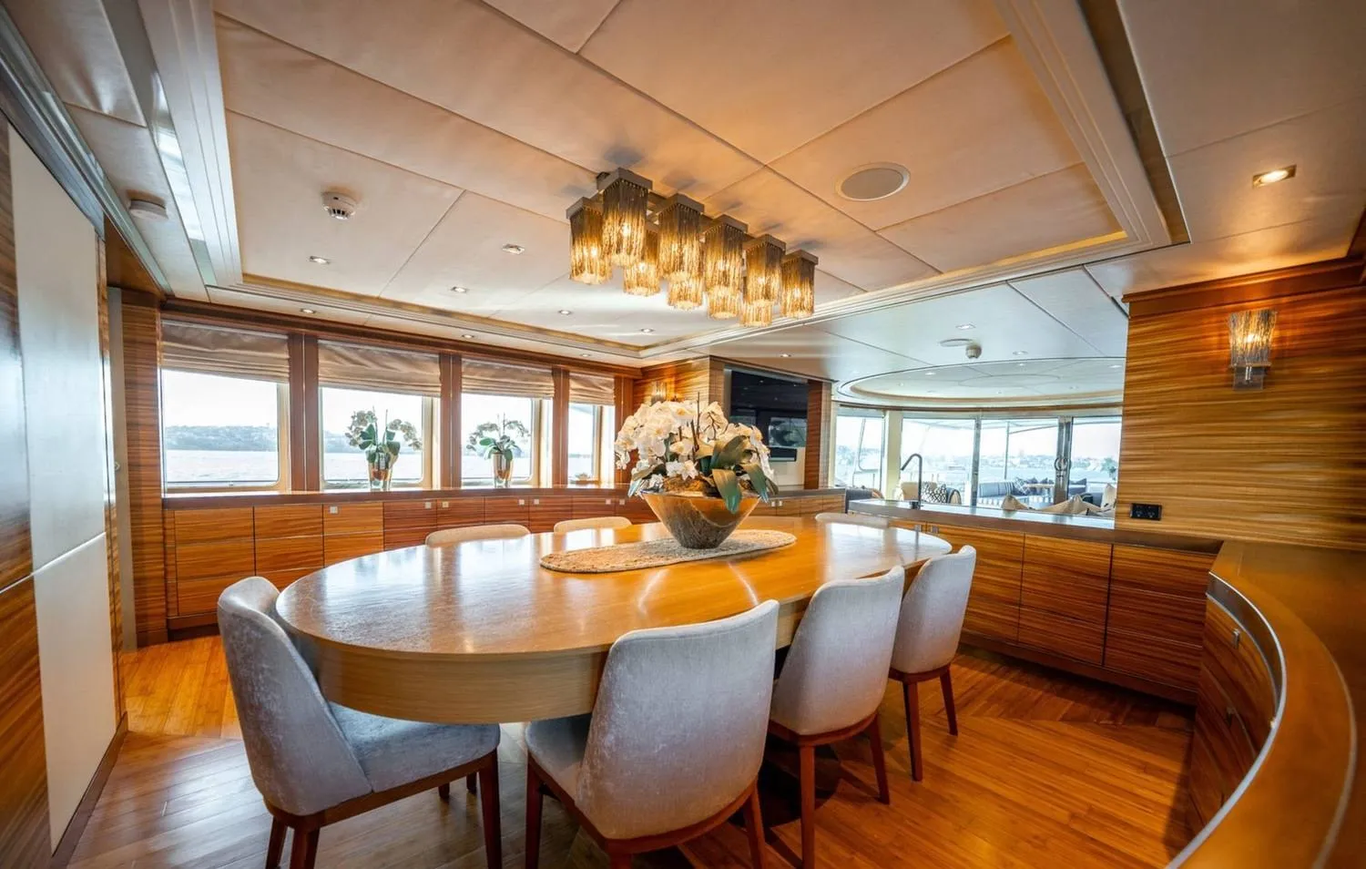 M/Y Lumir, frame 15
